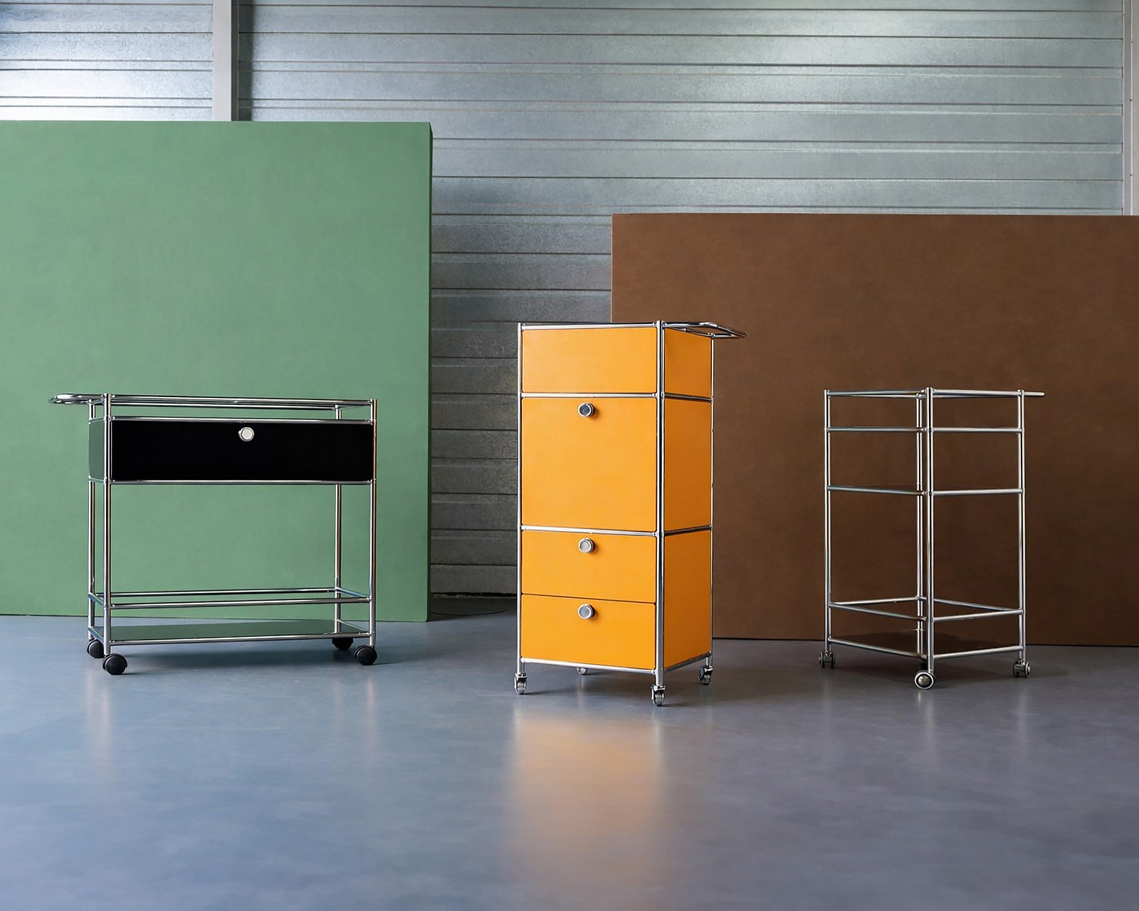 Serving trolleys & mobile furniture