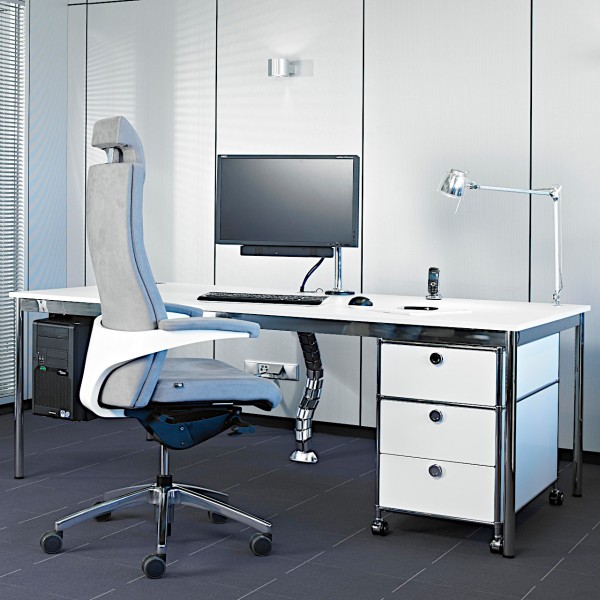 Bürotisch 850