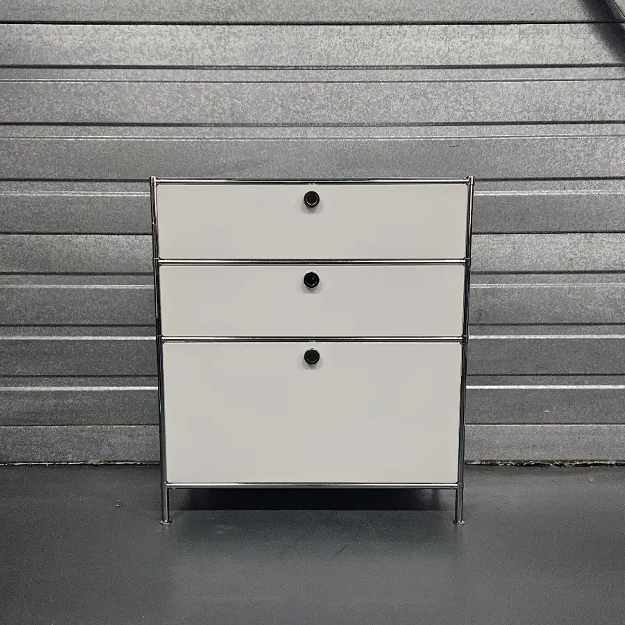 Buffet avec porte abattante et tiroirs OUTLET